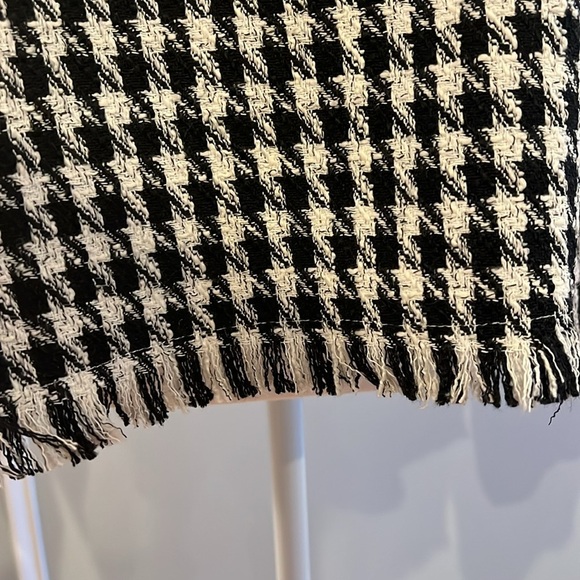 NWT HOUNDSTOOTH BLOUSE WITH SOLID WHITE COTTON SLEEVES - SIZE SMALL - Picture 4 of 9